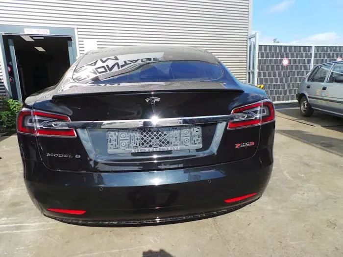 Joint arrière gauche Tesla Model S