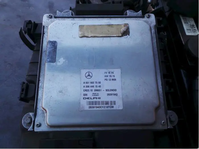 Ordinateur gestion moteur Mercedes C-Klasse