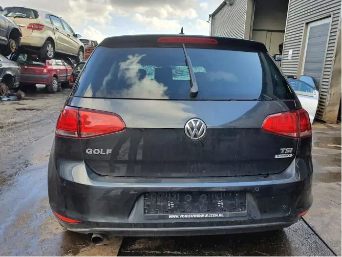 Feu arrière droit Volkswagen Golf