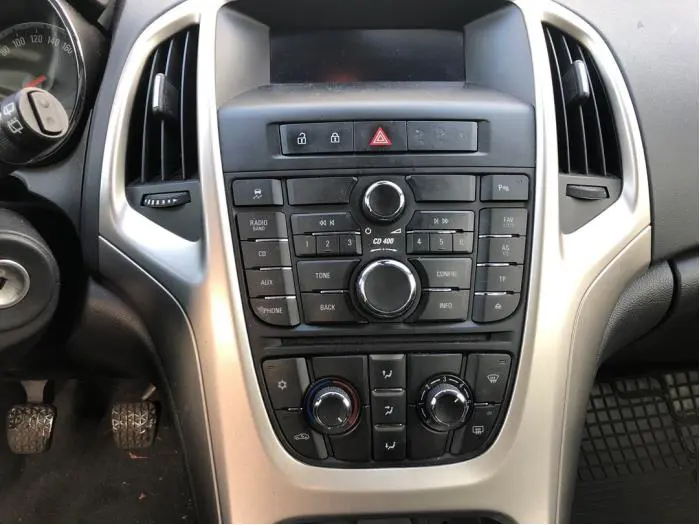 Display unité de contrôle multi media Opel Astra