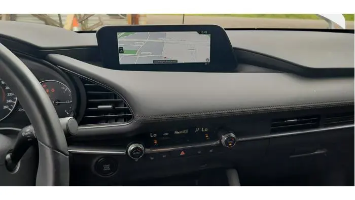 Kit navigation Mazda 3.