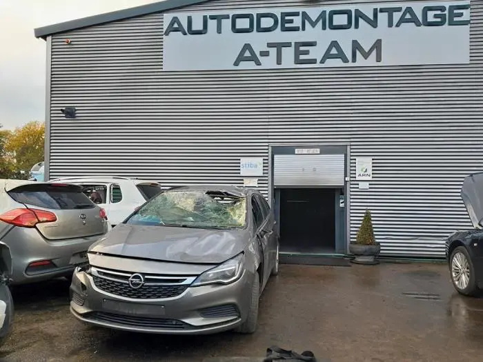 Assistant de freinage Opel Astra