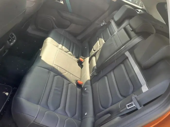 Ceinture de sécurité arrière centre Citroen C4