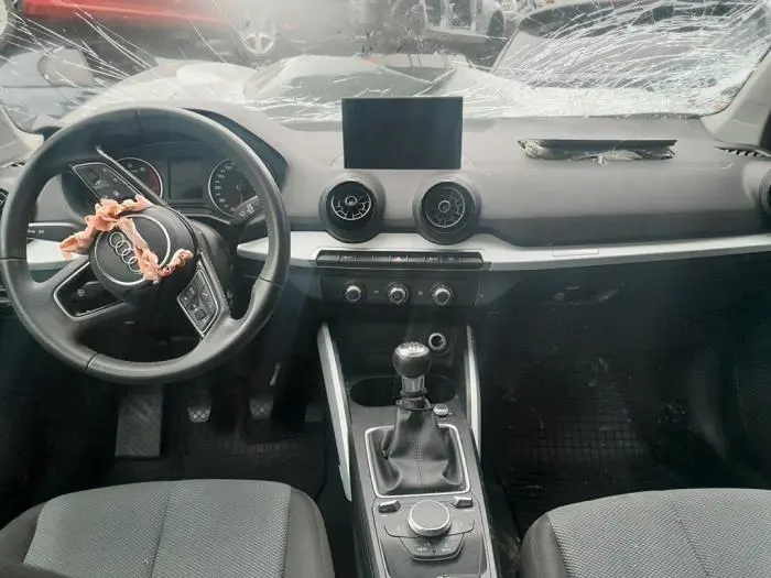 Pédale d'accélérateur Audi Q2
