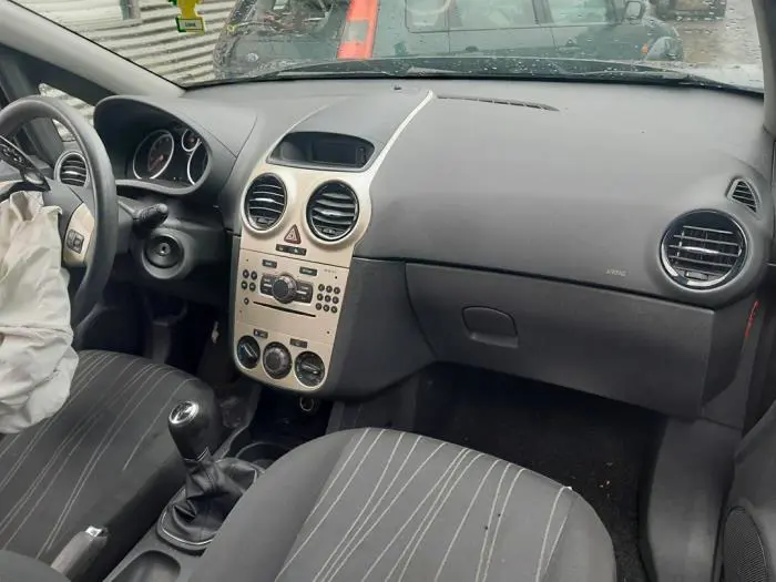 Airbag droite (tableau de bord) Opel Corsa