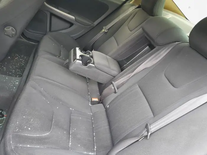 Ceinture de sécurité arrière centre Volvo S60