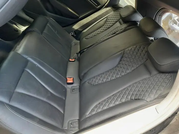 Ceinture de sécurité arrière gauche Audi RS3