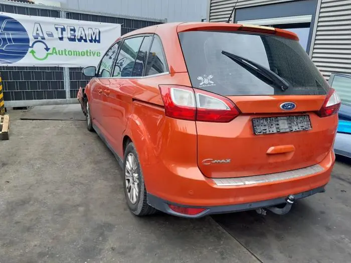 Faux châssis Ford Grand C-Max