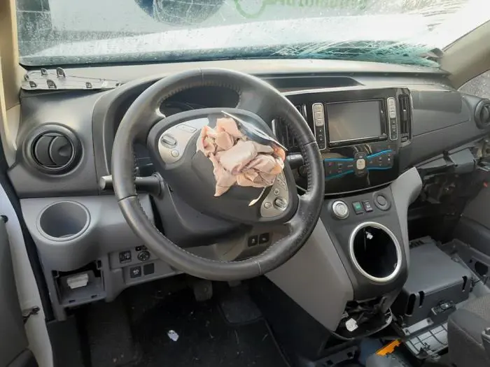Système navigation Nissan NV200