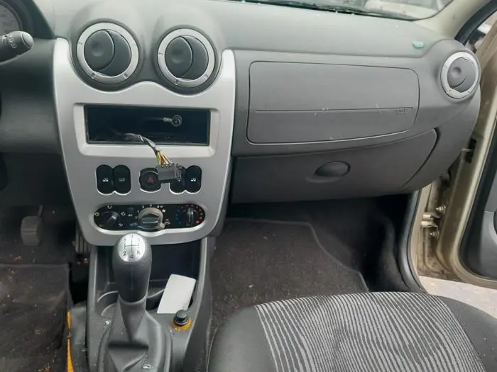 Commutateur vitre électrique Dacia Logan