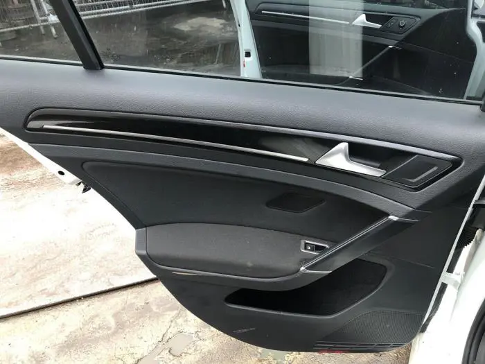 Revêtement portière 4portes arrière gauche Volkswagen Golf