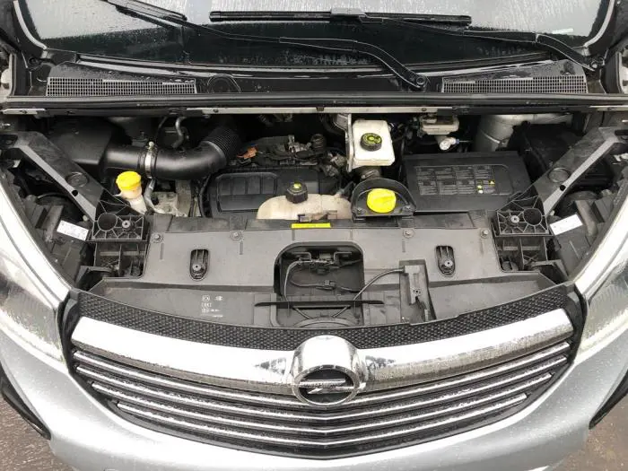 Boîtier filtre à air Opel Vivaro