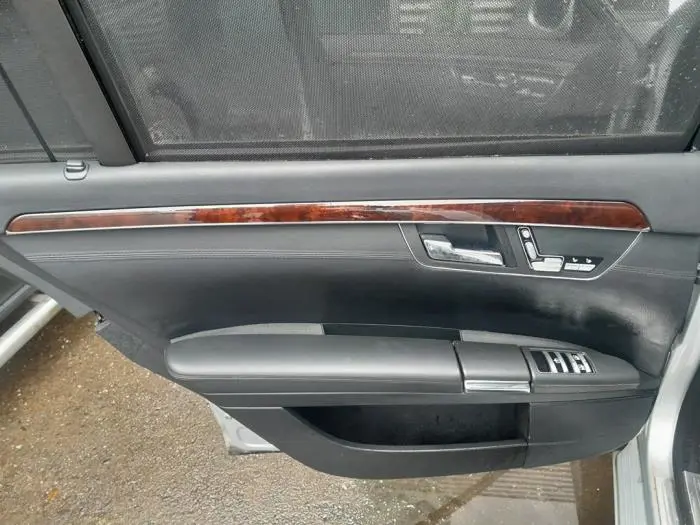 Revêtement portière 4portes arrière gauche Mercedes S-Klasse