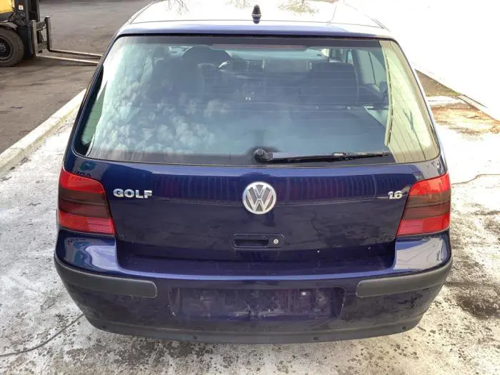 Feu arrière gauche Volkswagen Golf