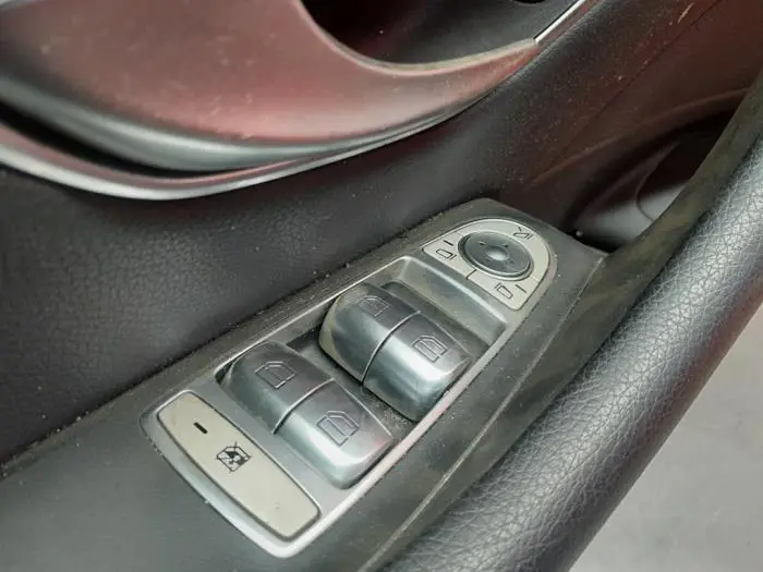 Commutateur vitre électrique Mercedes E-Klasse
