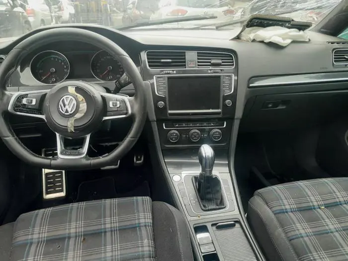 Système navigation Volkswagen Golf